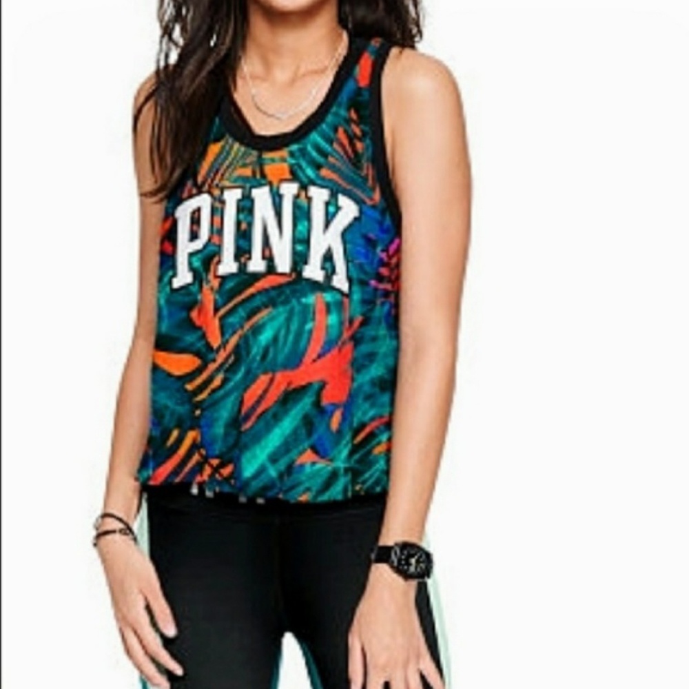 ⬇️ Victoria's Secret PINK muscle tank top palm XS